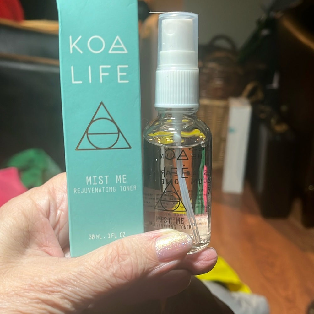 NIB KOA LIFE Mist Me Rejuvenating Toner 30ml.  New!